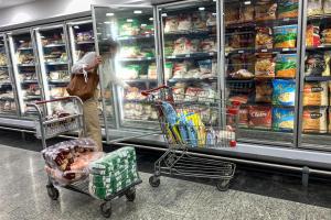Tímido incremento pospandemia de los consumidores en supermercados de Venezuela