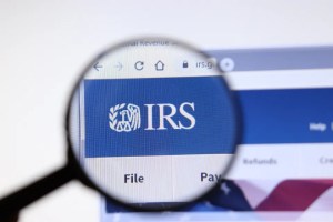 Declaración de impuestos en EEUU: El llamado del IRS para los millones de contribuyentes que solicitaron prórroga