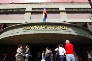 Repetición de juicios, la táctica para retrasar la Justicia en Venezuela