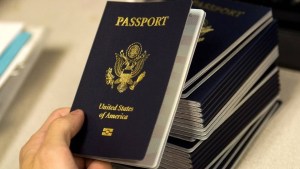 El nuevo requisito imprescindible para entrar a Europa si viajas con pasaporte estadounidense