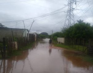 El mal tiempo y las densas lluvias no dan tregua en Zulia (VIDEO)