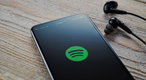 Las playlists navideñas más exitosas en Spotify, Deezer y Apple Music
