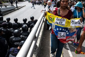 Gremios siguen en las calles de Venezuela exigiendo mejoras salariales tras cuarta semana de protestas