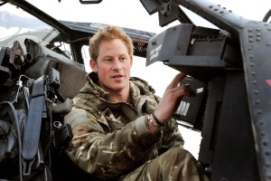 Por qué el príncipe Harry no debió revelar haber matado a 25 talibanes en Afganistán