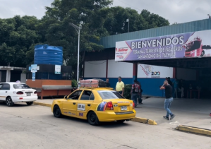 Taxistas colombianos protestarán en el puente Atanasio Girardot por “atropellos” en Venezuela