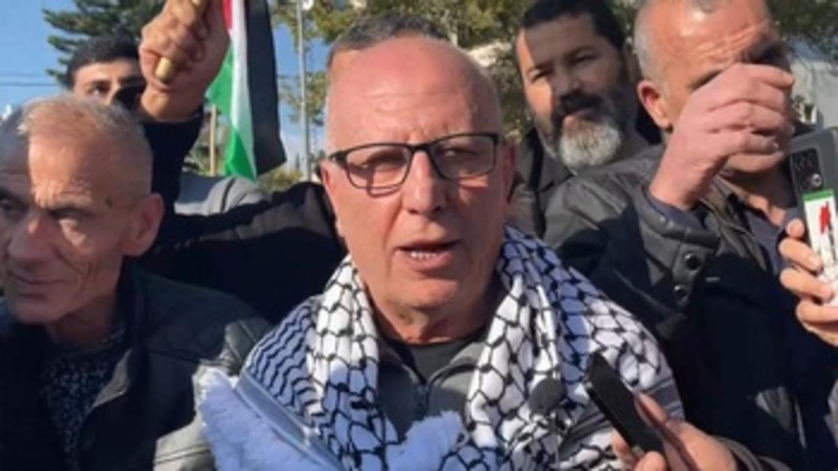 Israel libera a su preso palestino más veterano tras 40 años de cárcel