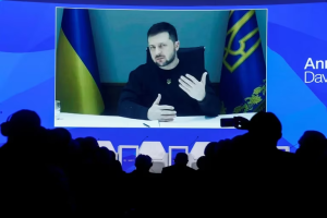 Zelenski pidió en Davos más rapidez en las decisiones para ayudar a Ucrania