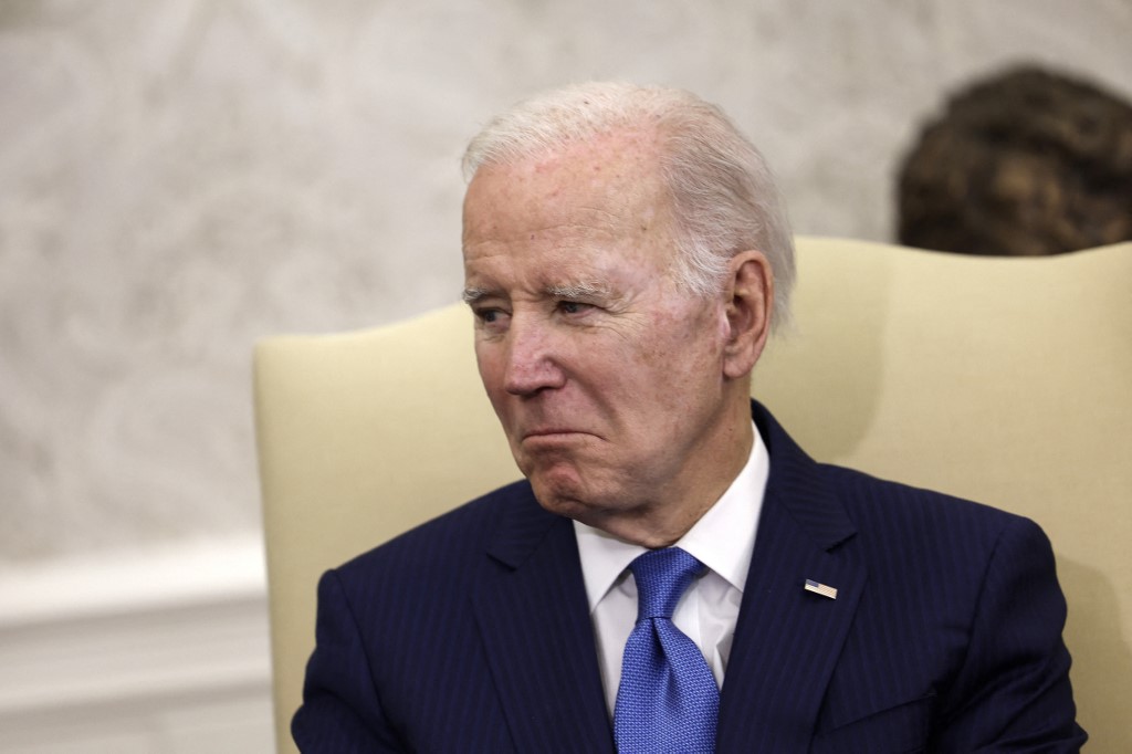 El médico de Biden declaró que “está sano y es apto” para sus funciones a sus 80 años
