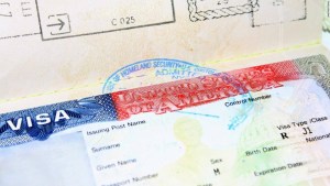 Toma nota: Las maneras en las que se puede renovar una visa de trabajo sin tener que salir de EEUU