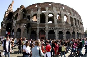 El Coliseo de Roma “revive” al emperador Nerón con Inteligencia Artificial
