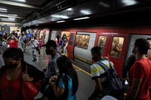 Metro de Caracas activa plan especial para traslado de fanaticada a la Serie del Caribe 2023