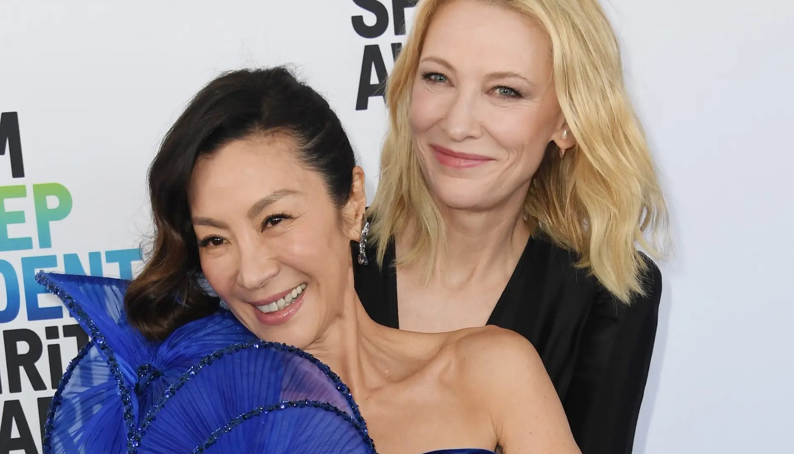 Michelle Yeoh ataca a Cate Blanchett y arriesga su Óscar