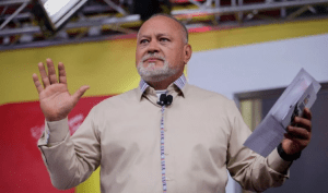 Diosdado Cabello: Odian a Tibisay Lucena porque no tenía precio y no pudieron comprarla