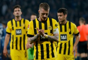 Borussia Dortmund tropezó con un empate ante el Bochum y podría perder el liderato