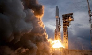 SpaceX lanza satélites militares de EEUU para la detección de misiles (VIDEO)