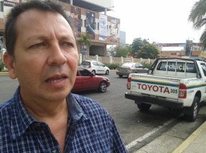Cesar Ramírez, dirigente político guayanés denunció que gobernador chavista de Bolívar “recicla mentiras con la gasolina”
