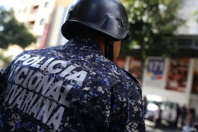 ¿Orgía en Valencia? PNB desmanteló presunta “fiesta sexual” y detuvo a 33 personas