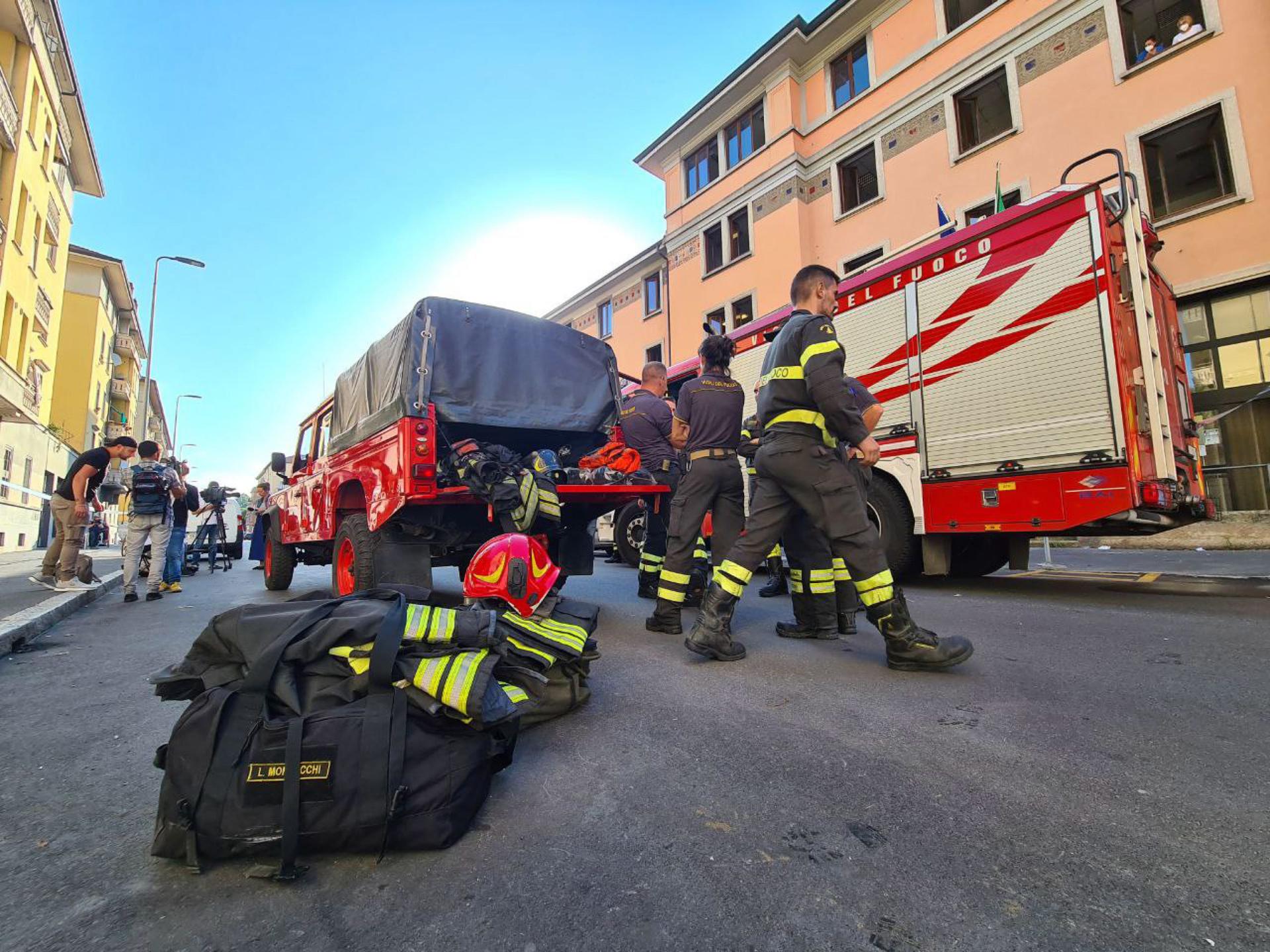 Seis ancianos fallecidos y unos 80 heridos en un incendio en una residencia en Italia
