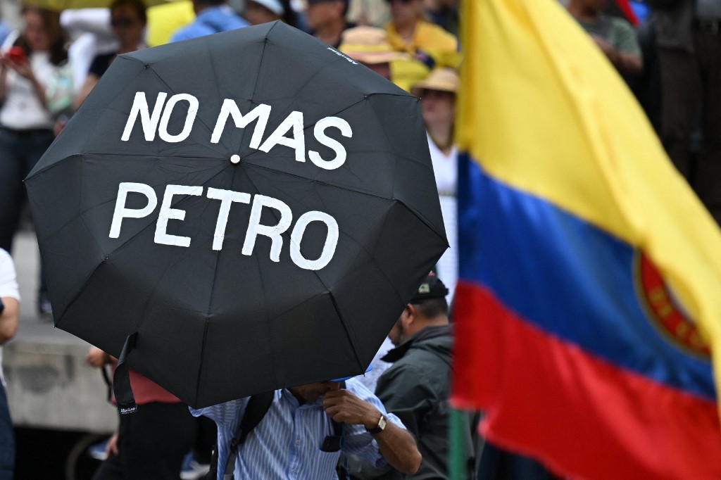 Congresistas exigieron a Petro que se realice examen médico para determinar si puede gobernar Colombia