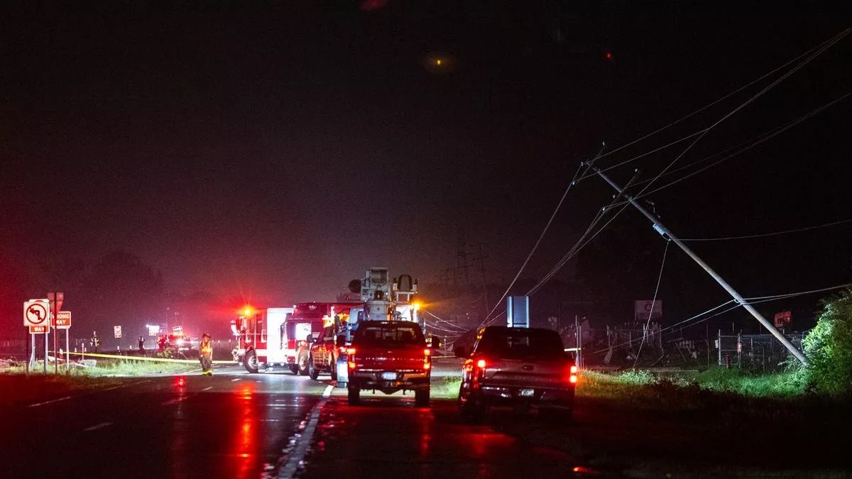 Tormentas en Míchigan: Fuertes vendavales dejaron cuatro muertos y caos por doquier (FOTOS)