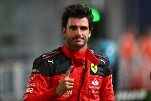 Carlos Sainz tras futura llegada de Lewis Hamilton a Ferrari: Hay opciones atractivas para el futuro