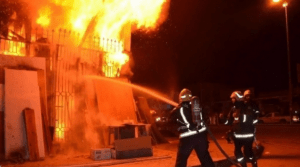 VIDEO del dramático incendio que devoró un salón de fiestas y dejó más de 100 muertes en Irak