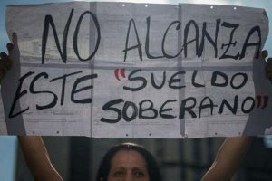 Tras 18 meses sin aumento, el salario mínimo de 130 bolívares perdió 87% de su valor