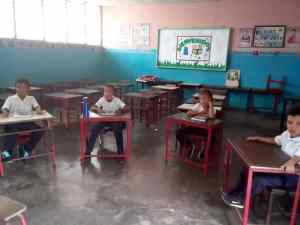 Instalaciones precarias y baja asistencia estudiantil marcaron el inicio de clases en Anzoátegui