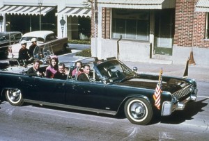 Las memorias de un testigo desmontan la teoría de la bala mágica que mató a J. F. Kennedy