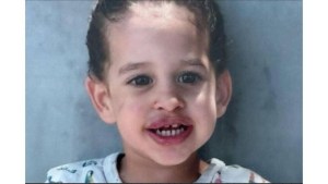 La desgarradora historia de la pequeña Avigail: la niña estadounidense que Hamás liberó, pero quedó huérfana