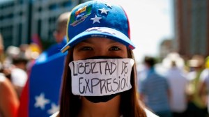 En diciembre, Espacio Público registró 32 violaciones a la libertad de expresión en Venezuela
