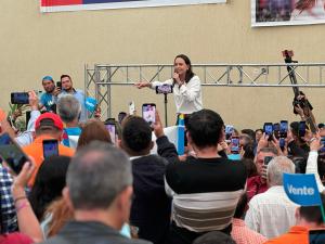 María Corina Machado se las canta al chavismo: “No se equivoquen, si se meten con uno, se meten con todos” (VIDEO)