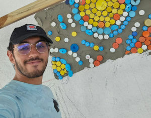 EN IMÁGENES: el muralista venezolano Oscar Olivares llevó su arte ecológico a Aruba