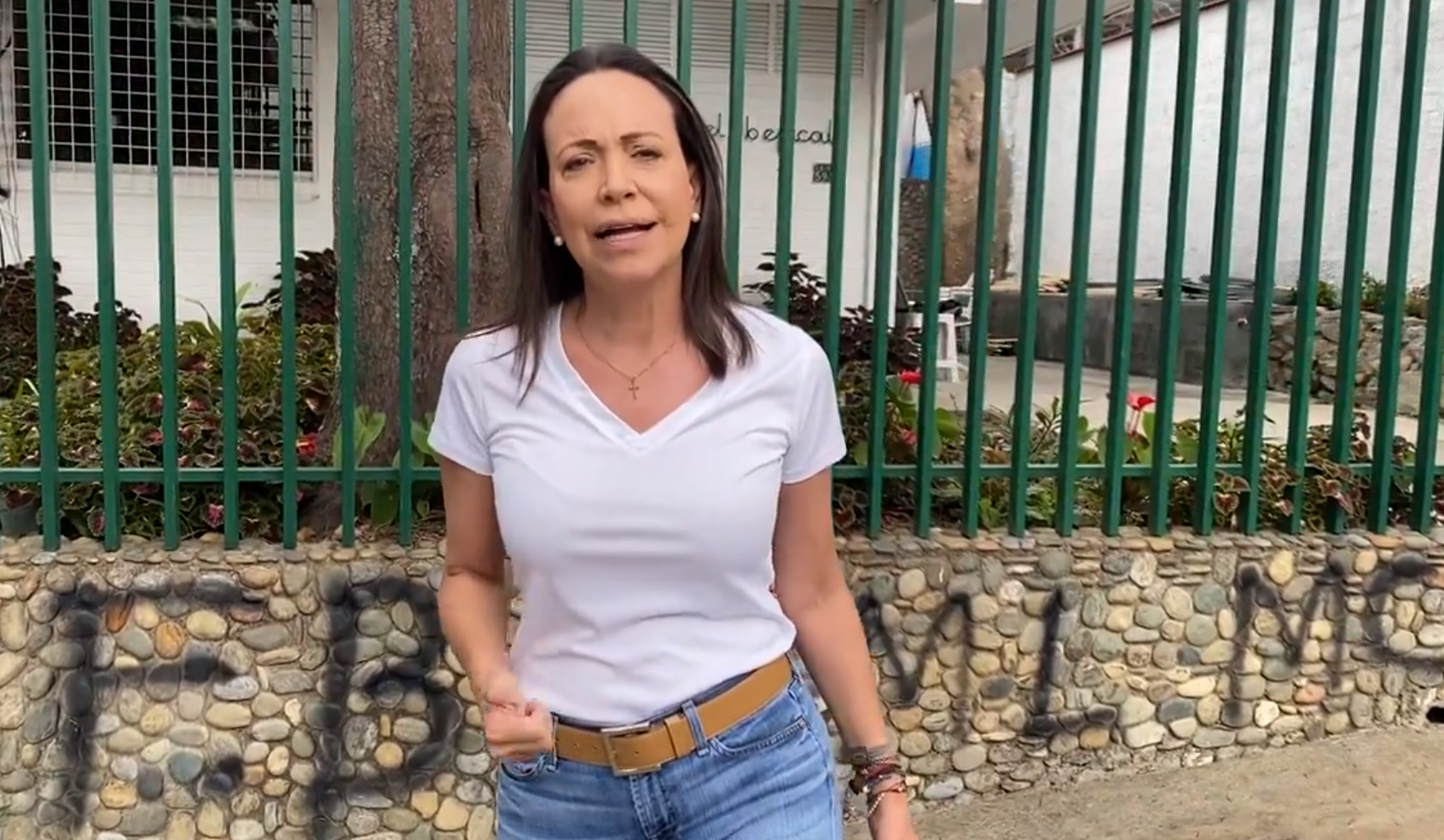 María Corina Machado ratifica convocatoria a la Plaza Altamira, a pesar de tarima del chavismo este #23Ene (VIDEO)