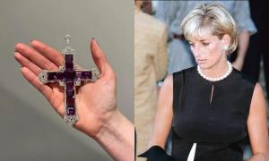 La “maldición” de la cruz de la princesa Diana: la enorme joya que solo usó una vez