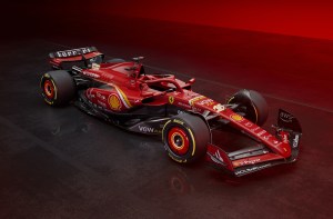 Ferrari presenta el “SF-24”, el último monoplaza antes de la “Era Hamilton” (FOTOS)