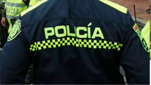 Presos escaparon de estación de Policía en Medellín: asesinaron a un uniformado y dejaron a otro herido