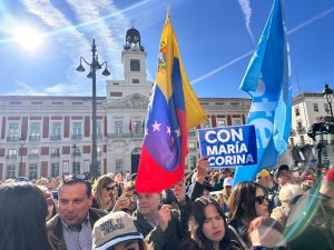 EN IMÁGENES: miles de venezolanos se concentraron en Madrid en apoyo a María Corina Machado este #4Feb