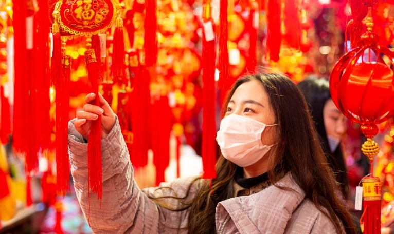 La amenaza de mal tiempo empaña el Año Nuevo chino más celebrado después de la pandemia