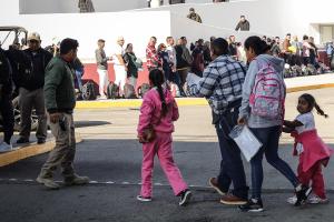 Alivio en la frontera norte de México tras el freno a la ley antiinmigrante de Texas