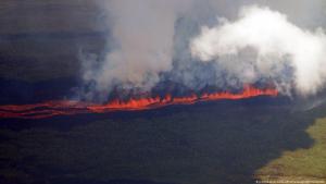 Científicos documentan el avance de la erupción del volcán La Cumbre en las Islas Galápagos en Ecuador