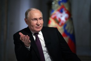 Putin se sale con la suya y se atornilla en el Kremlin hasta 2030