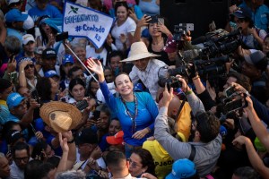 El País: María Corina Machado deja la puerta abierta a una candidatura opositora alternativa en Venezuela