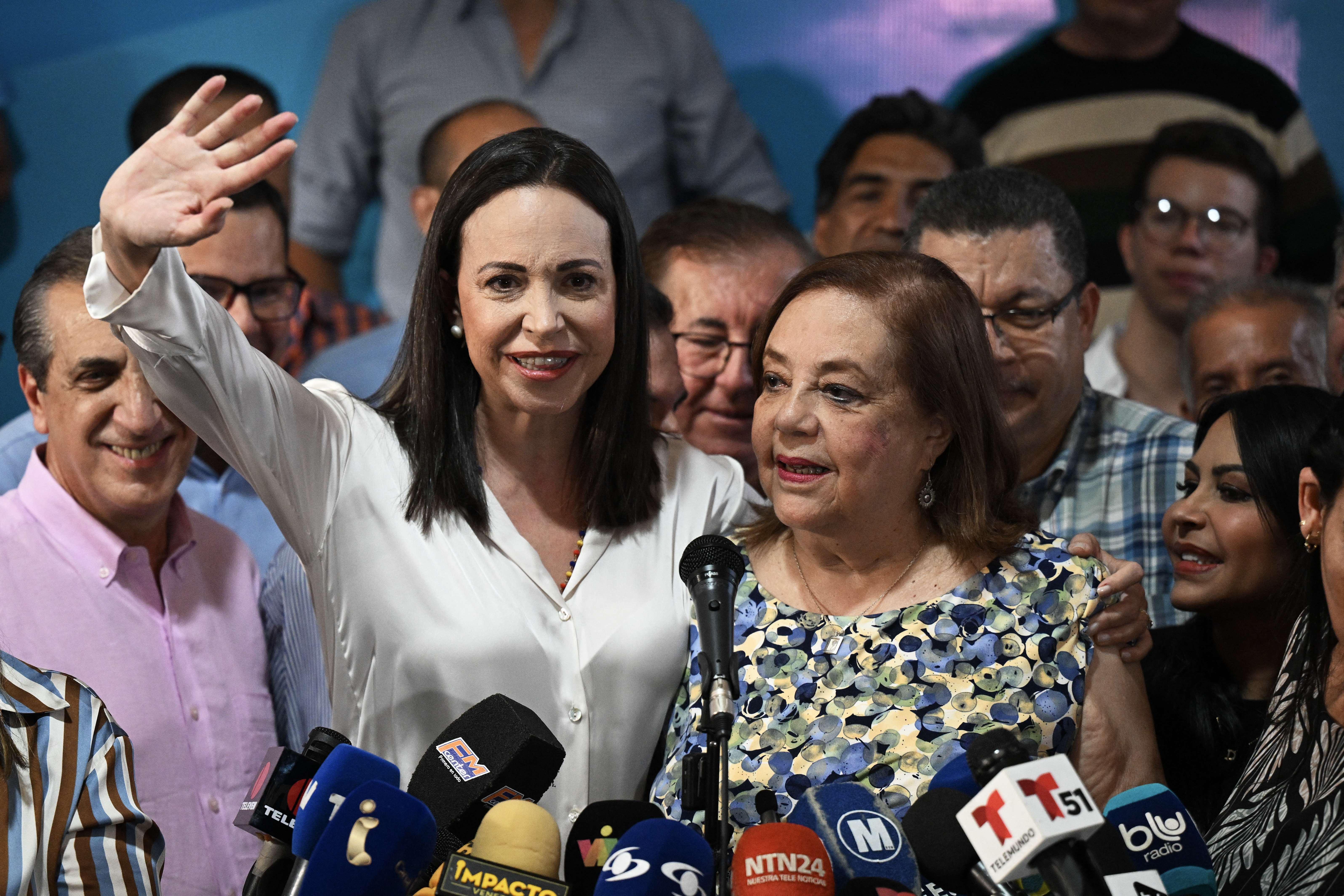 María Corina Machado agradeció a Macron, Lula y Petro por condenar trabas a candidatura opositora