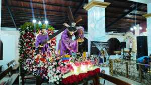 Con gran devoción y fe, los venezolanos veneran al Nazareno de Achaguas este Miércoles Santo