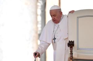 El Papa pide a la Iglesia latinoamericana que trabaje ante la indiferencia de los migrantes que atraviesan la selva del Darién