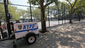 Conmoción en Nueva York: niña baleó a su hermano menor mientras “jugaba” con una pistola