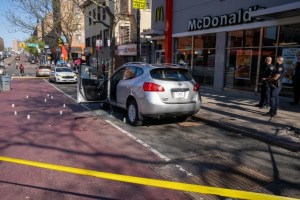 Venezolanos fueron baleados en El Bronx: tirador los acribilló desde un carro frente a un McDonald’s