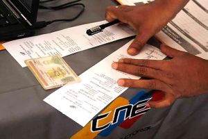Baja afluencia en la jornada de registro electoral en La Guaira para elección presidencial del #28Jul