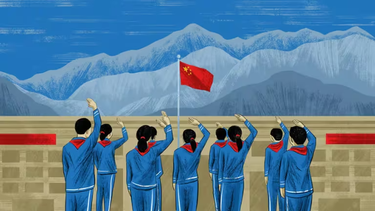 The Economist: China separa a los jóvenes tibetanos de sus familias para reeducarlos